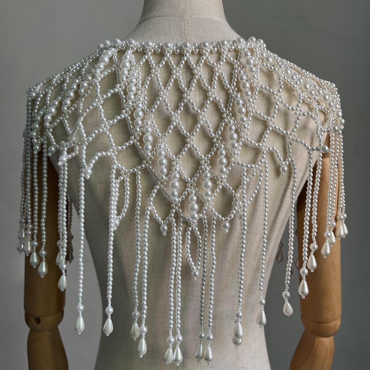 Catena per il corpo a strati c - Pearl Trim Chain recensione e prezzo