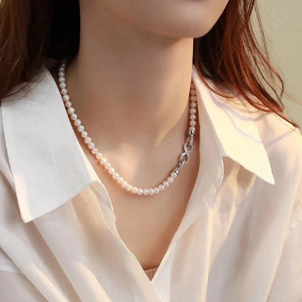 Set di Collana, Orecchini e Br - Pearl Trim Chain recensione e prezzo