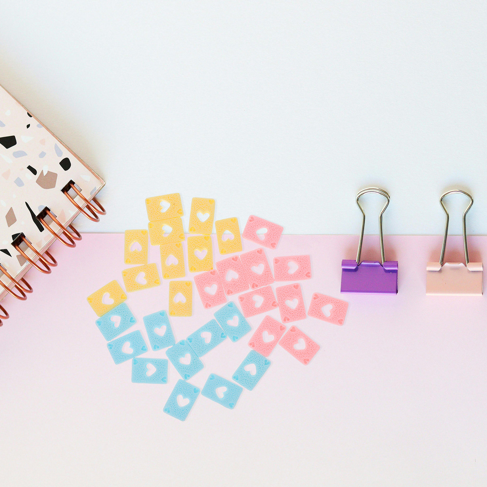 30 pezzi di ciondoli in resina - Embellishments For Scrapbooking recensione e prezzo
